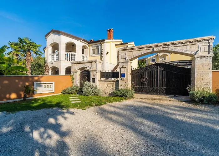 Apartman Beautiful Apartment In Porec